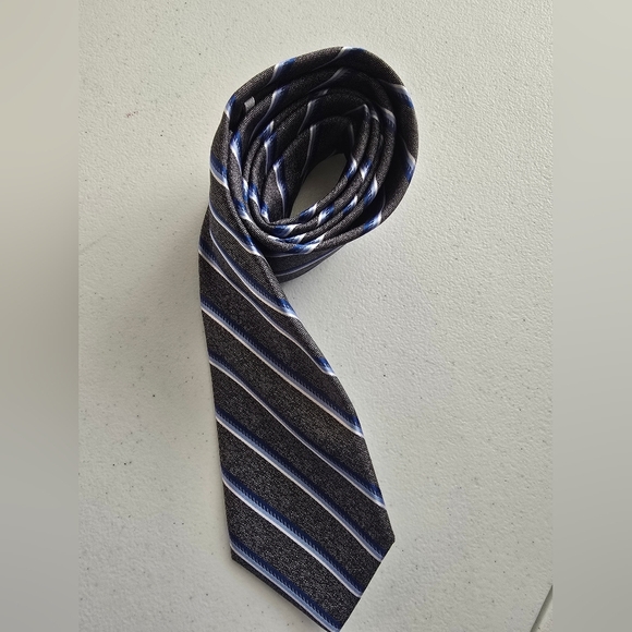 Striped Black and Blue Men's Tie - Picture 2 of 5